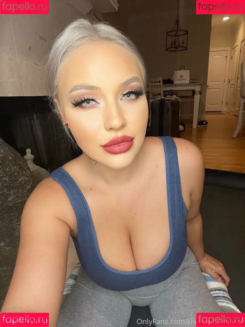 kyliepageofficial / therealkyliepage Onlyfans Photo Gallery 