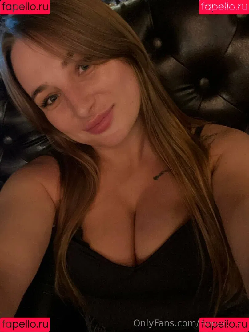cherrylismm / sweetcher Onlyfans Photo Gallery 