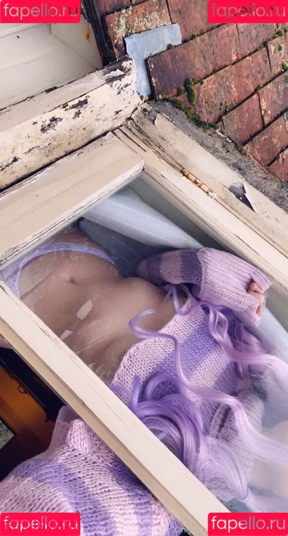belle.delphine / belledelphine Onlyfans Photo Gallery 