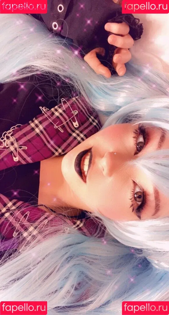 belle.delphine / belledelphine Onlyfans Photo Gallery 