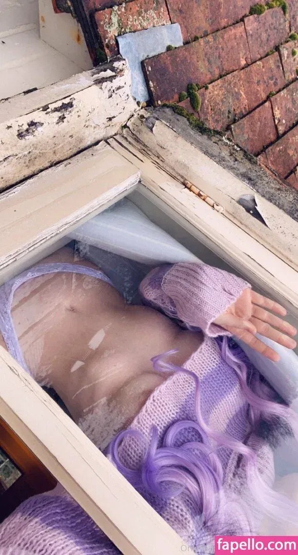 belle.delphine / belledelphine Onlyfans Photo Gallery 