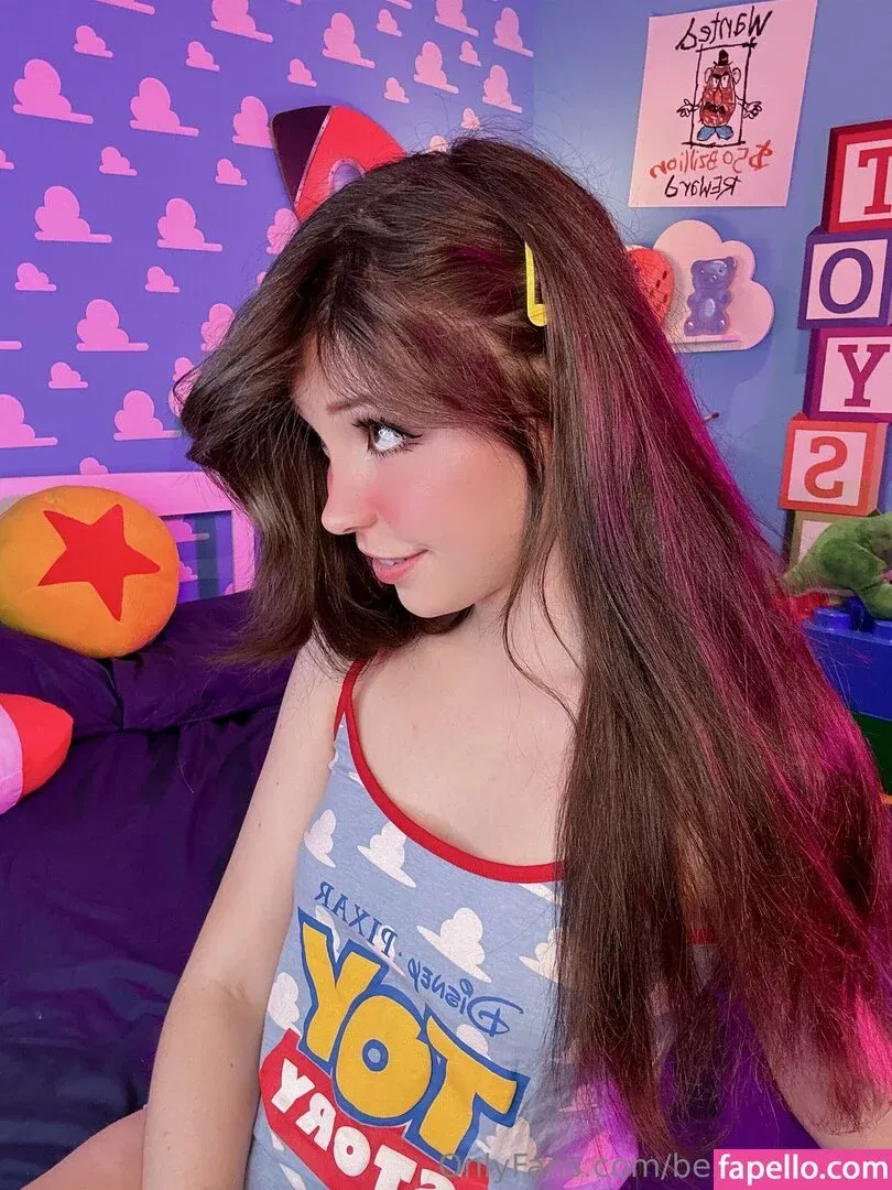 belle.delphine / belledelphine Onlyfans Photo Gallery 