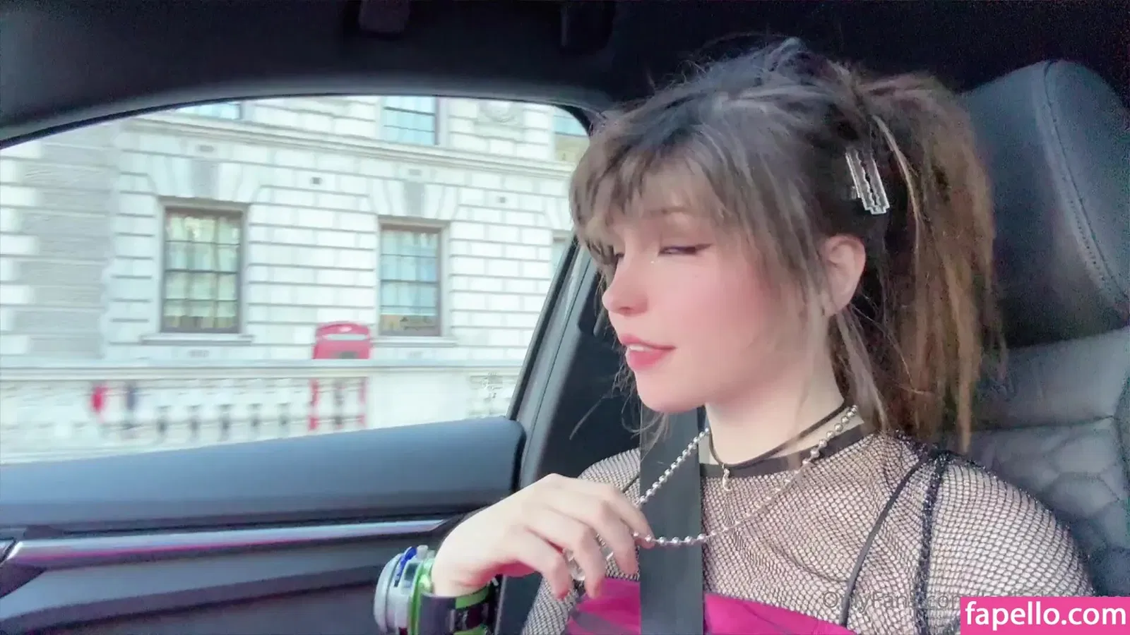 belle.delphine / belledelphine Onlyfans Photo Gallery 