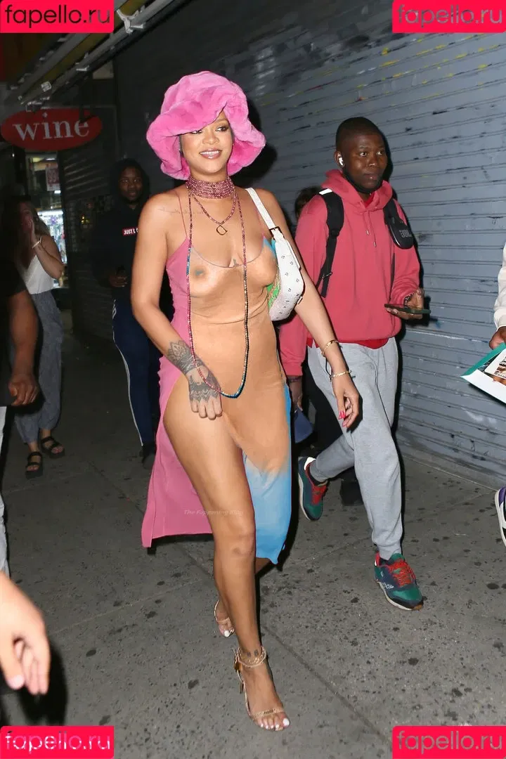 Rihanna / badgalriri Onlyfans Photo Gallery 