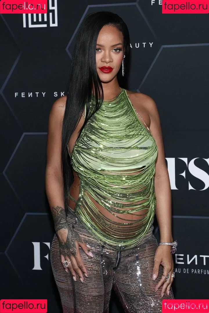 Rihanna / badgalriri Onlyfans Photo Gallery 