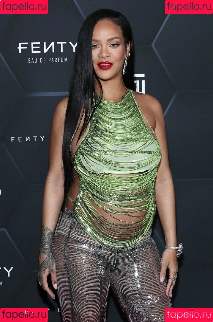 Rihanna / badgalriri Onlyfans Photo Gallery 