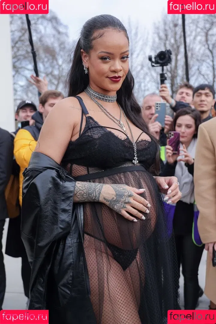 Rihanna / badgalriri Onlyfans Photo Gallery 