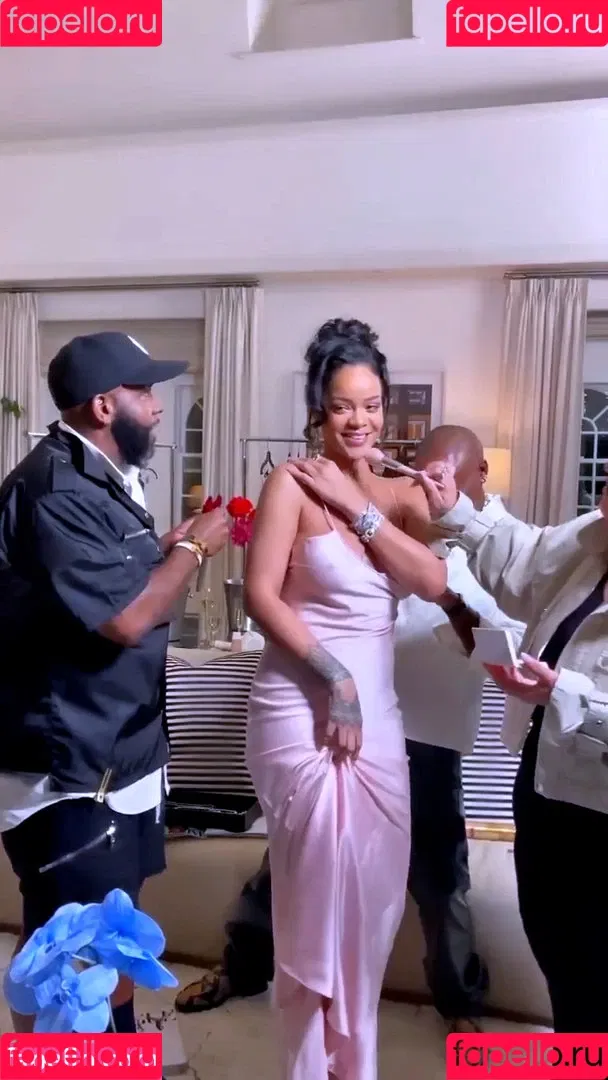 Rihanna / badgalriri Onlyfans Photo Gallery 