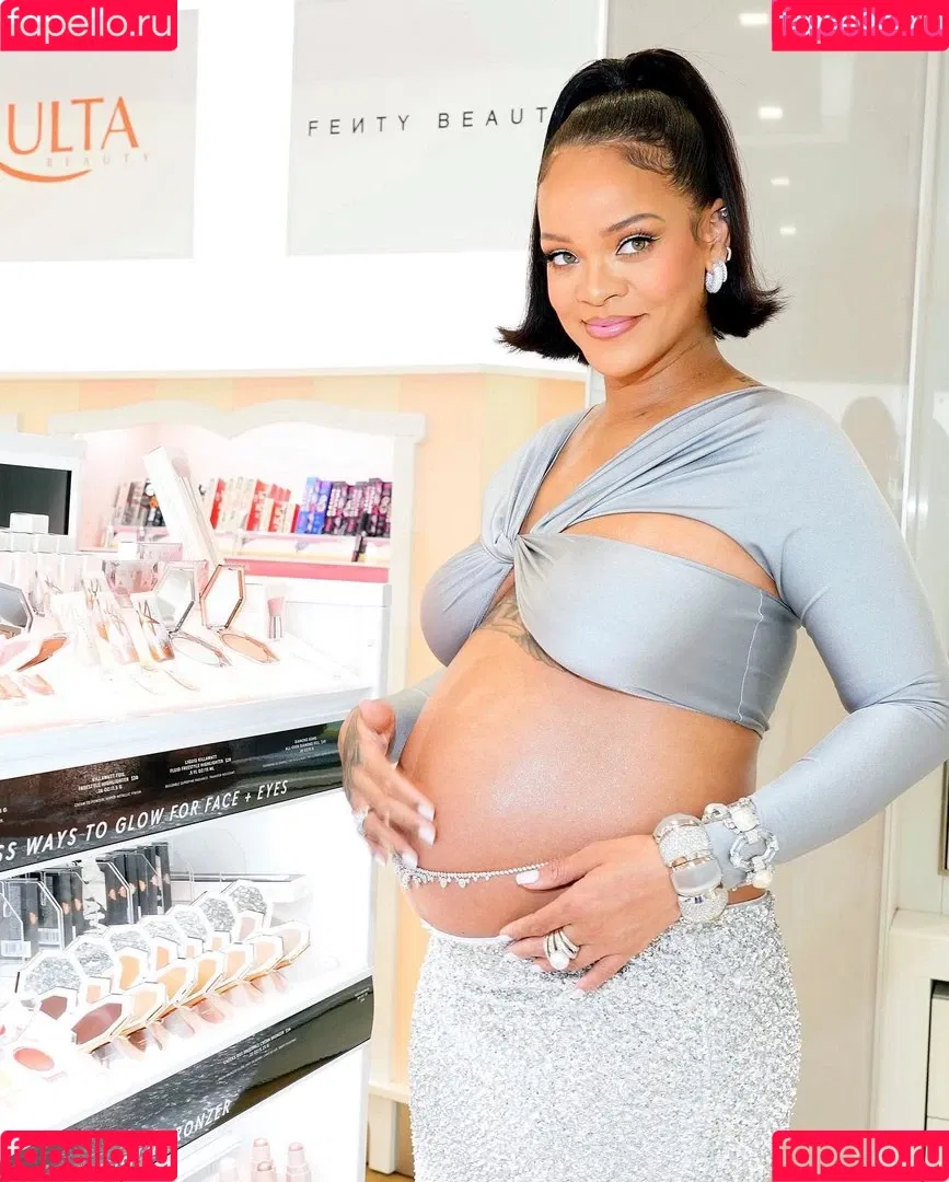 Rihanna / badgalriri Onlyfans Photo Gallery 