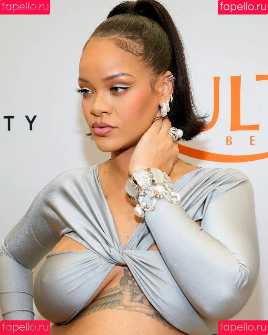 Rihanna / badgalriri Onlyfans Photo Gallery 