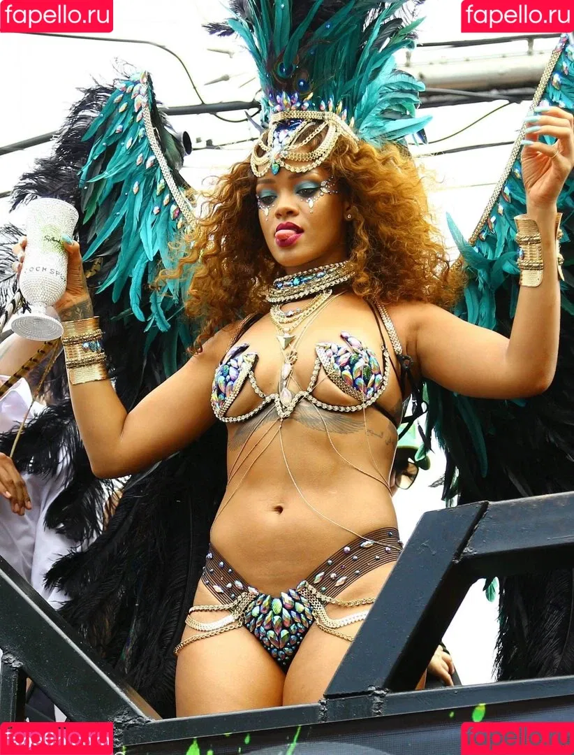 Rihanna / badgalriri Onlyfans Photo Gallery 