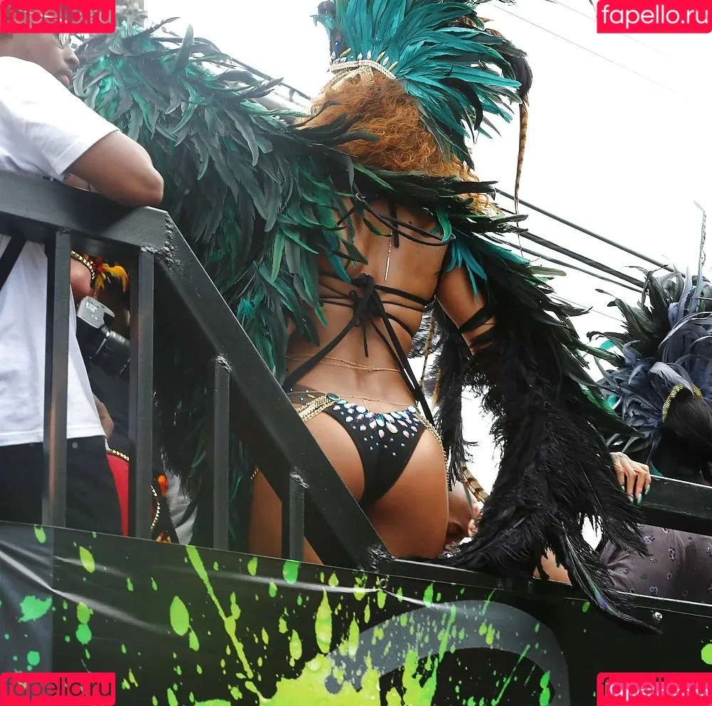 Rihanna / badgalriri Onlyfans Photo Gallery 