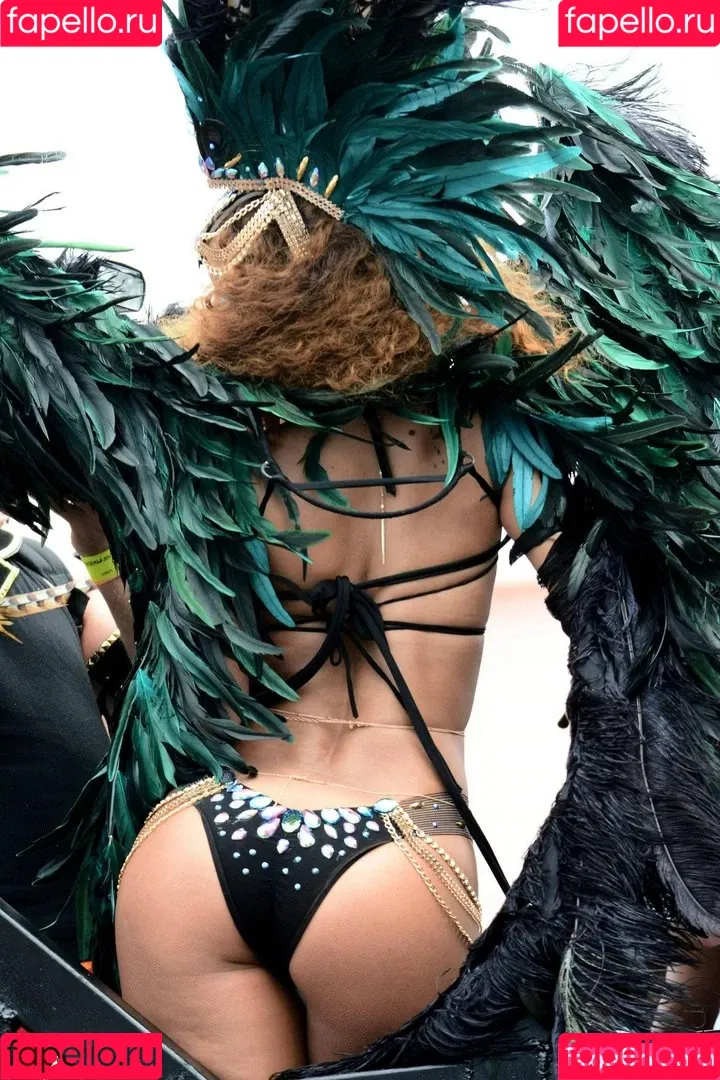 Rihanna / badgalriri Onlyfans Photo Gallery 