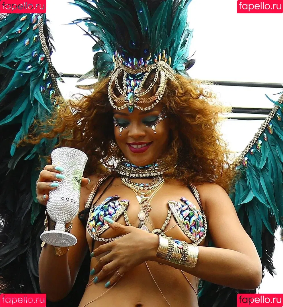 Rihanna / badgalriri Onlyfans Photo Gallery 