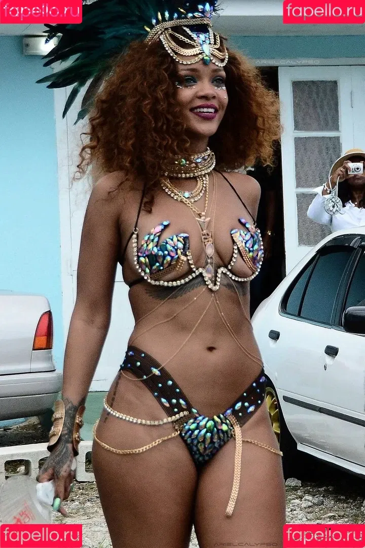 Rihanna / badgalriri Onlyfans Photo Gallery 