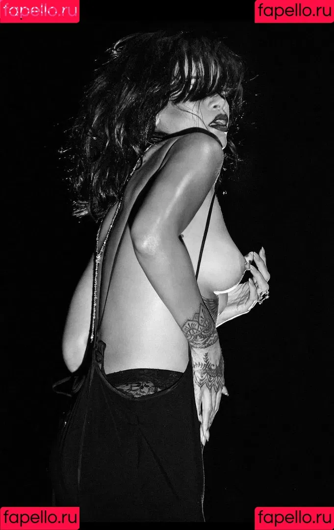 Rihanna / badgalriri Onlyfans Photo Gallery 