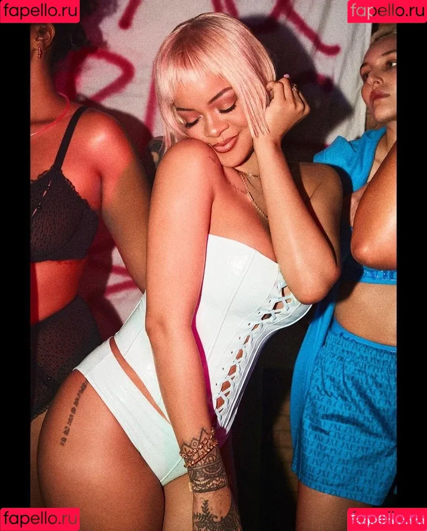 Rihanna / badgalriri Onlyfans Photo Gallery 