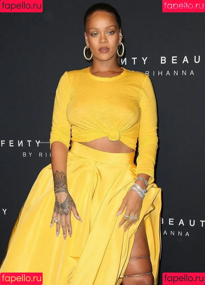 Rihanna / badgalriri Onlyfans Photo Gallery 