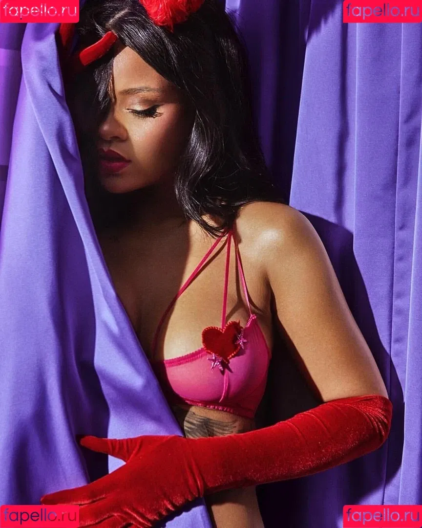 Rihanna / badgalriri Onlyfans Photo Gallery 