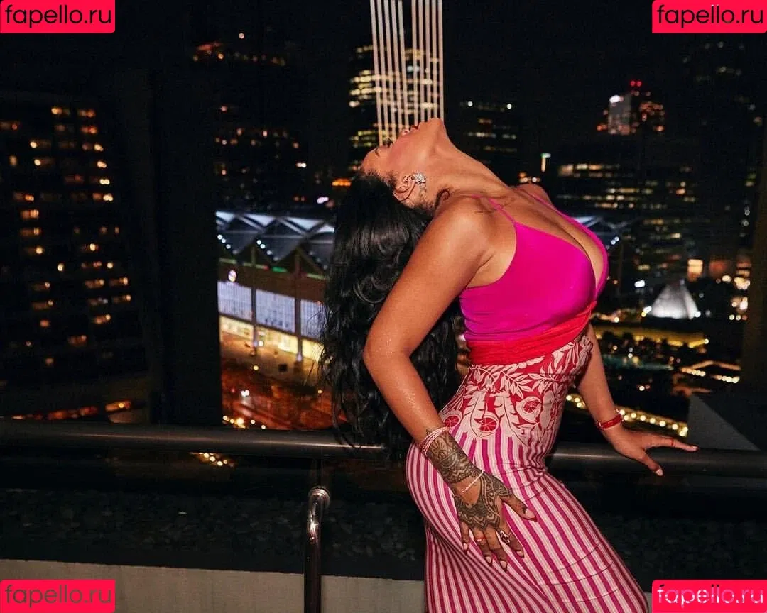 Rihanna / badgalriri Onlyfans Photo Gallery 