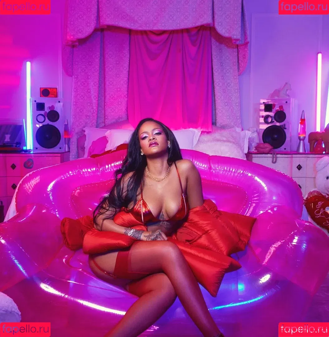 Rihanna / badgalriri Onlyfans Photo Gallery 
