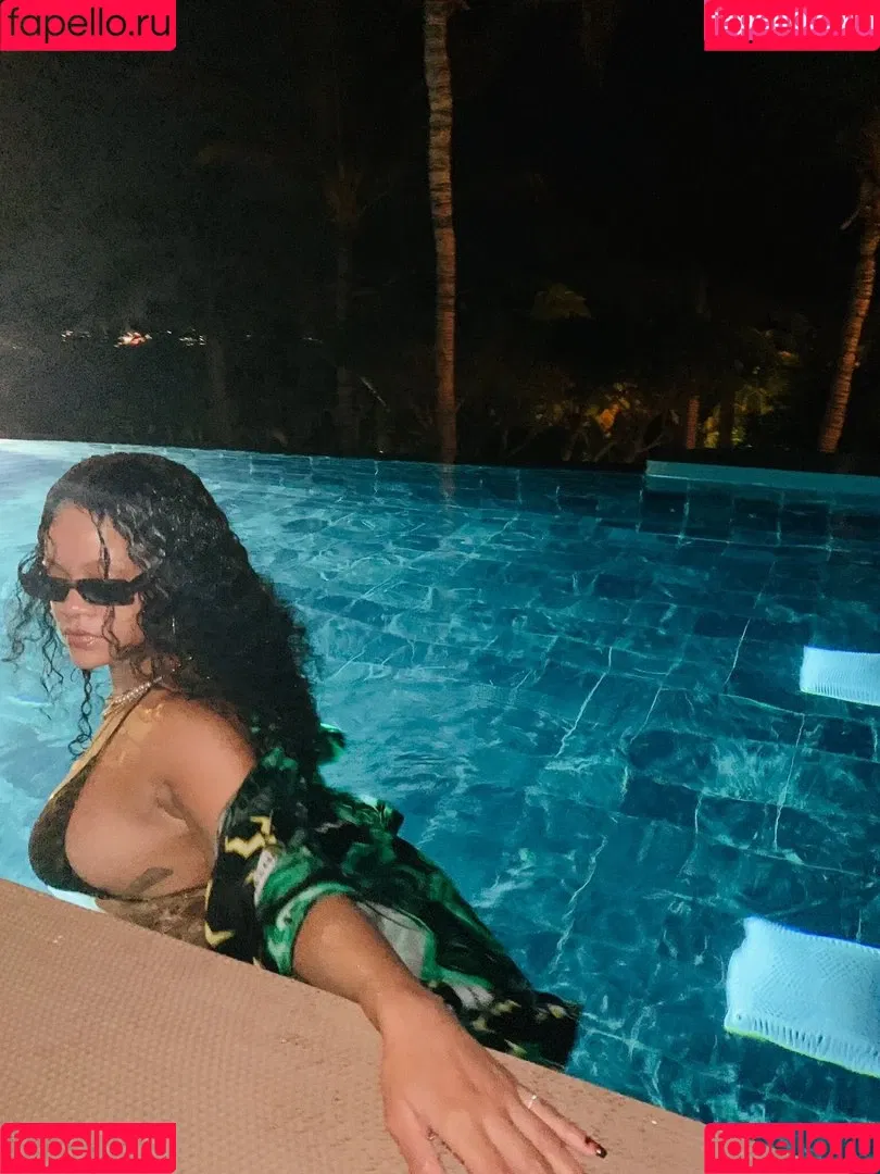 Rihanna / badgalriri Onlyfans Photo Gallery 