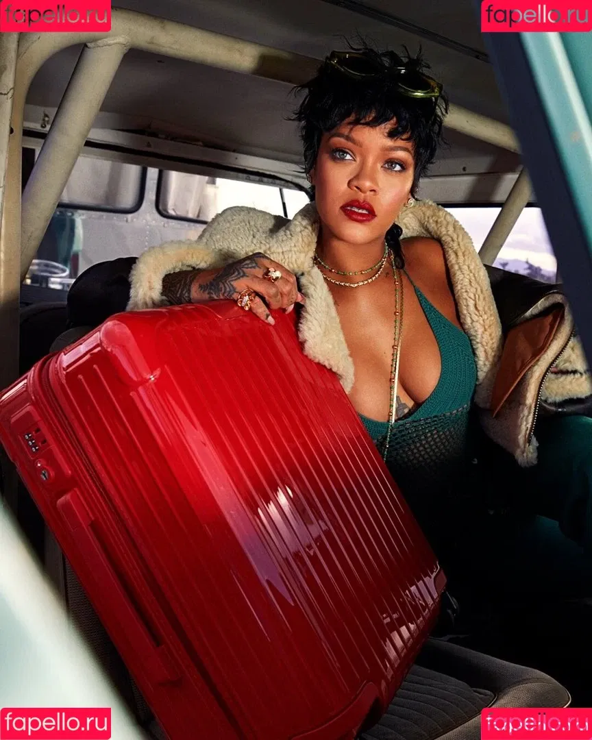 Rihanna / badgalriri Onlyfans Photo Gallery 