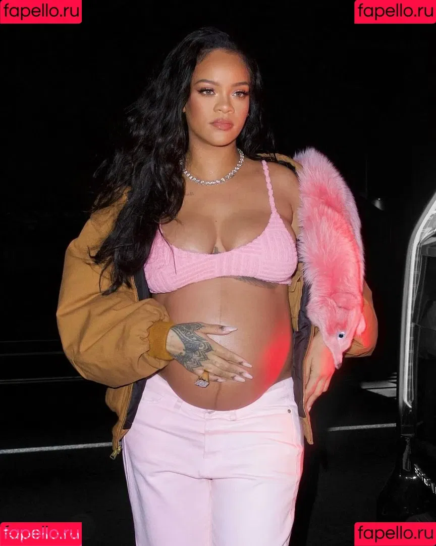 Rihanna / badgalriri Onlyfans Photo Gallery 