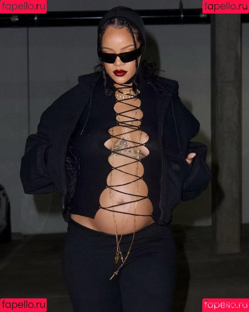 Rihanna / badgalriri Onlyfans Photo Gallery 