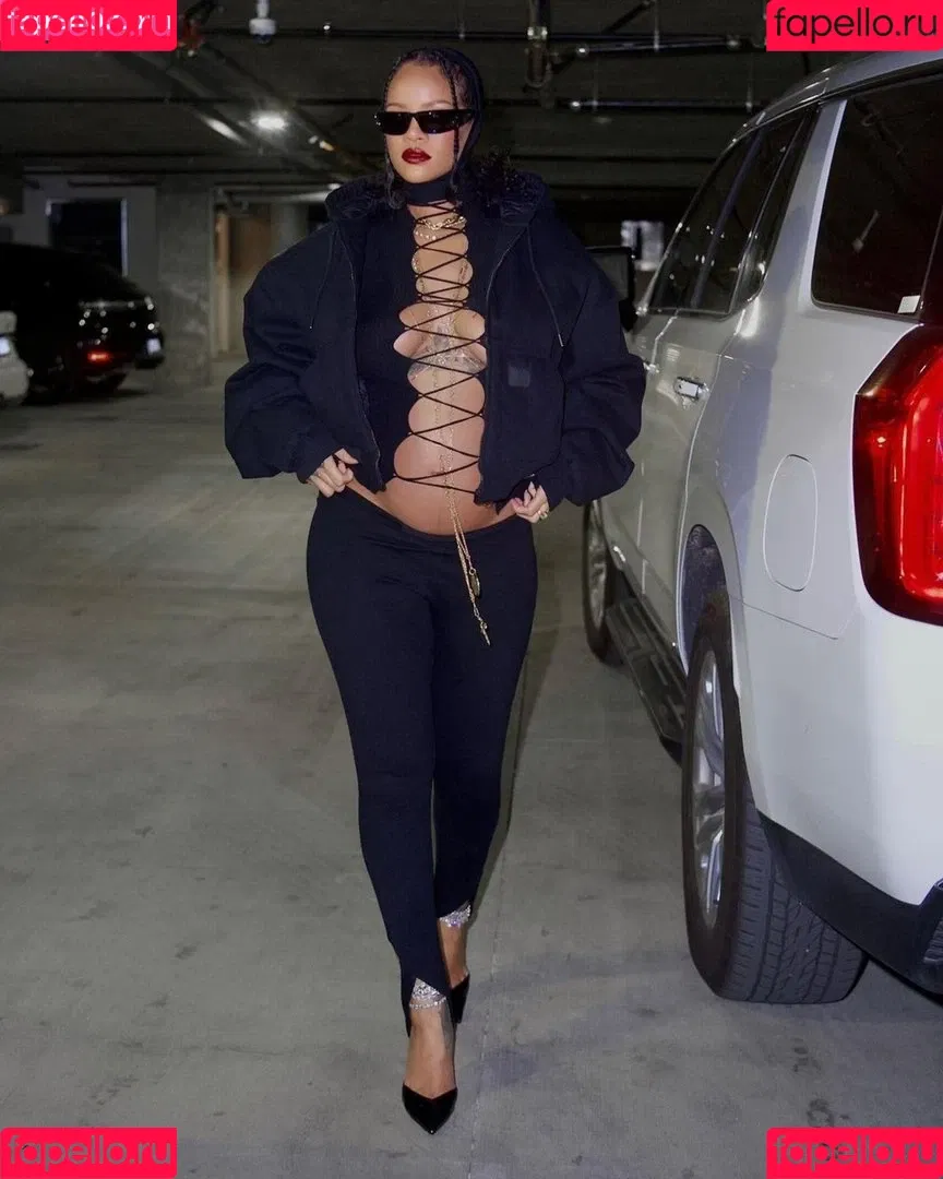 Rihanna / badgalriri Onlyfans Photo Gallery 