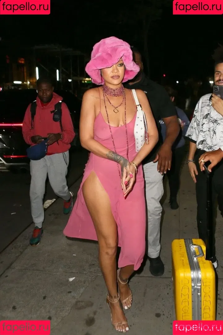 Rihanna / badgalriri Onlyfans Photo Gallery 