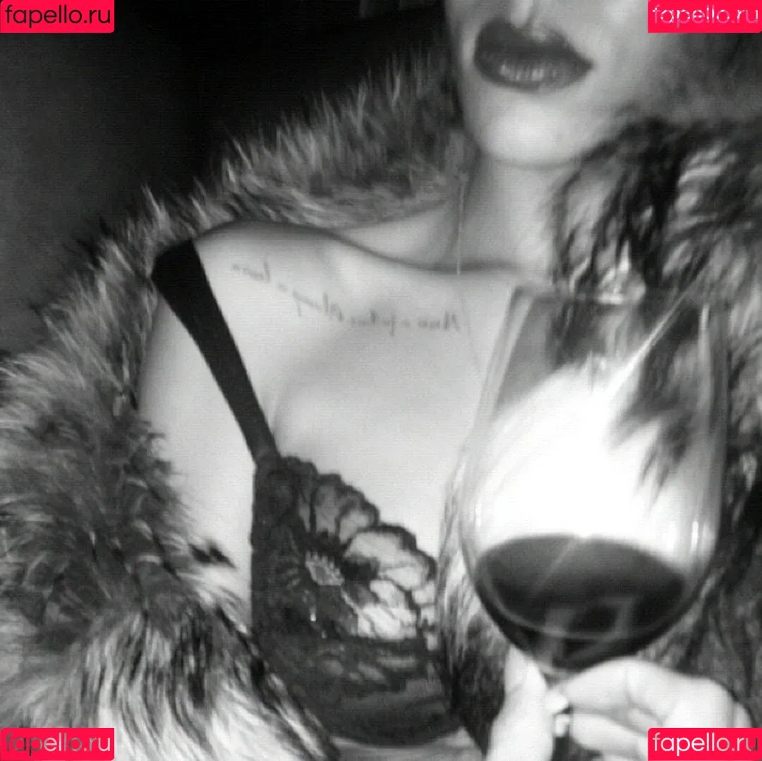 Rihanna / badgalriri Onlyfans Photo Gallery 