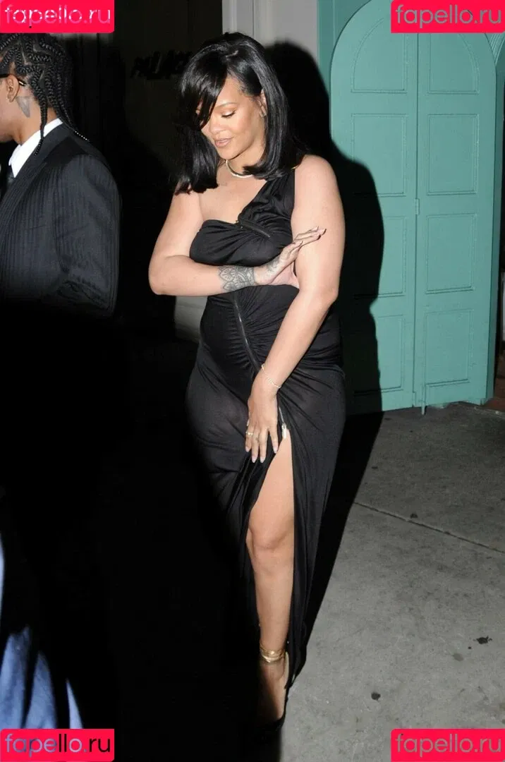Rihanna / badgalriri Onlyfans Photo Gallery 