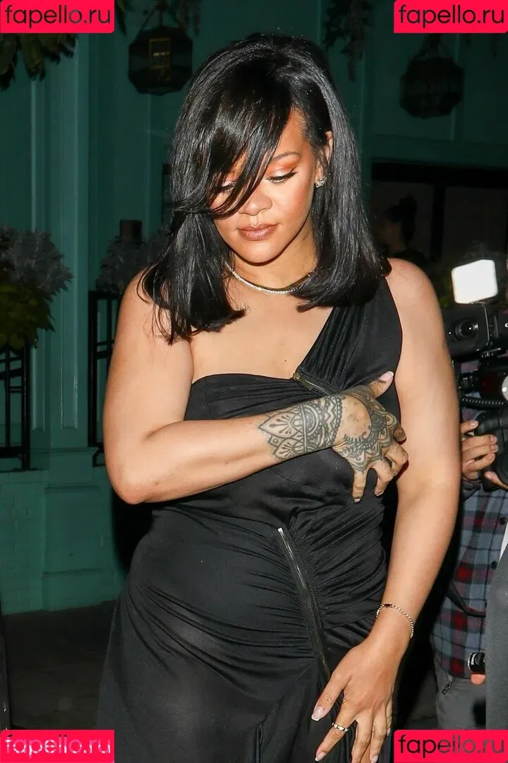 Rihanna / badgalriri Onlyfans Photo Gallery 