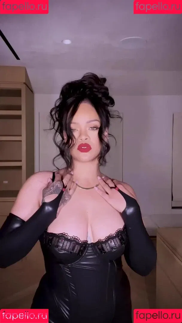 Rihanna / badgalriri Onlyfans Photo Gallery 