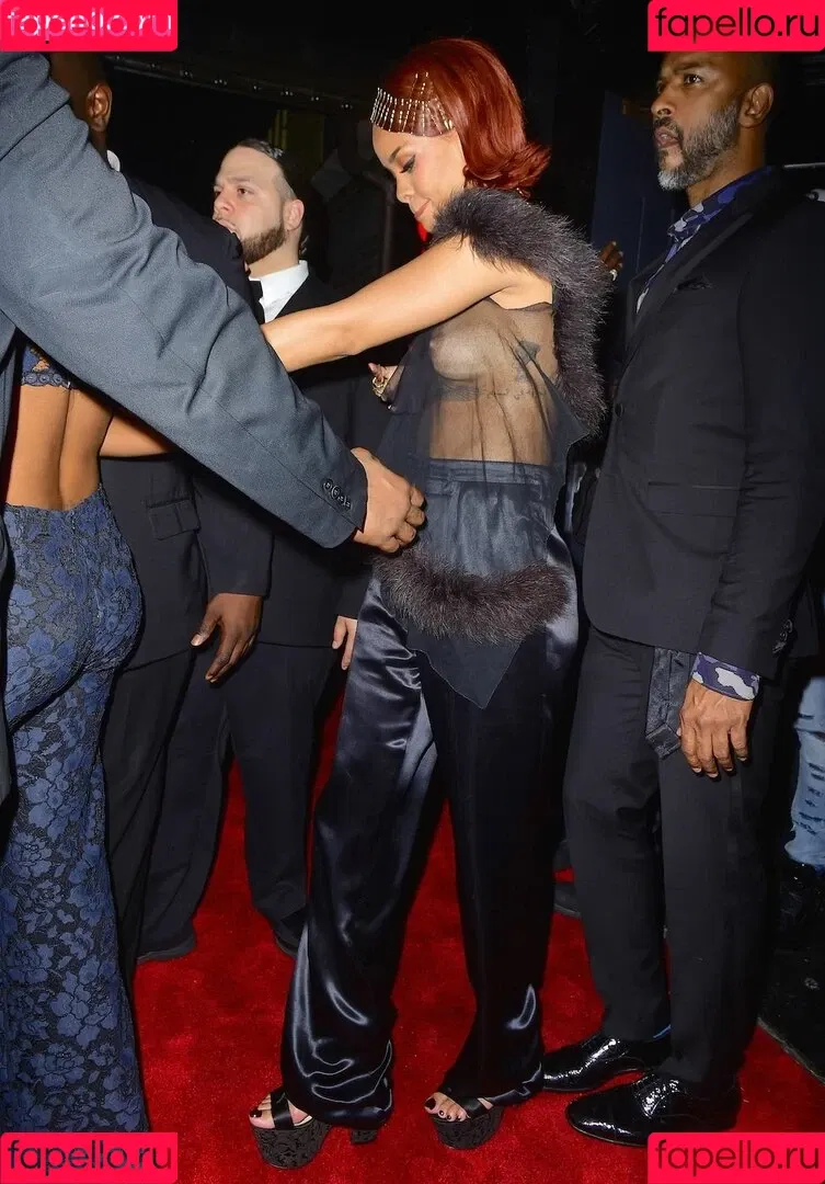Rihanna / badgalriri Onlyfans Photo Gallery 