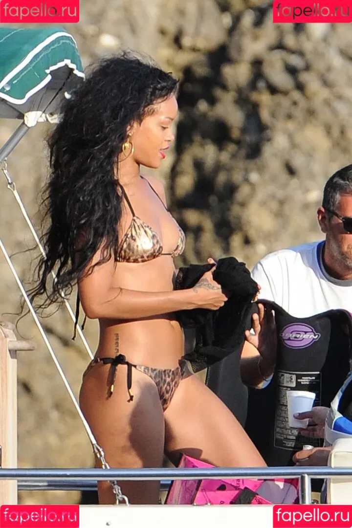 Rihanna / badgalriri Onlyfans Photo Gallery 