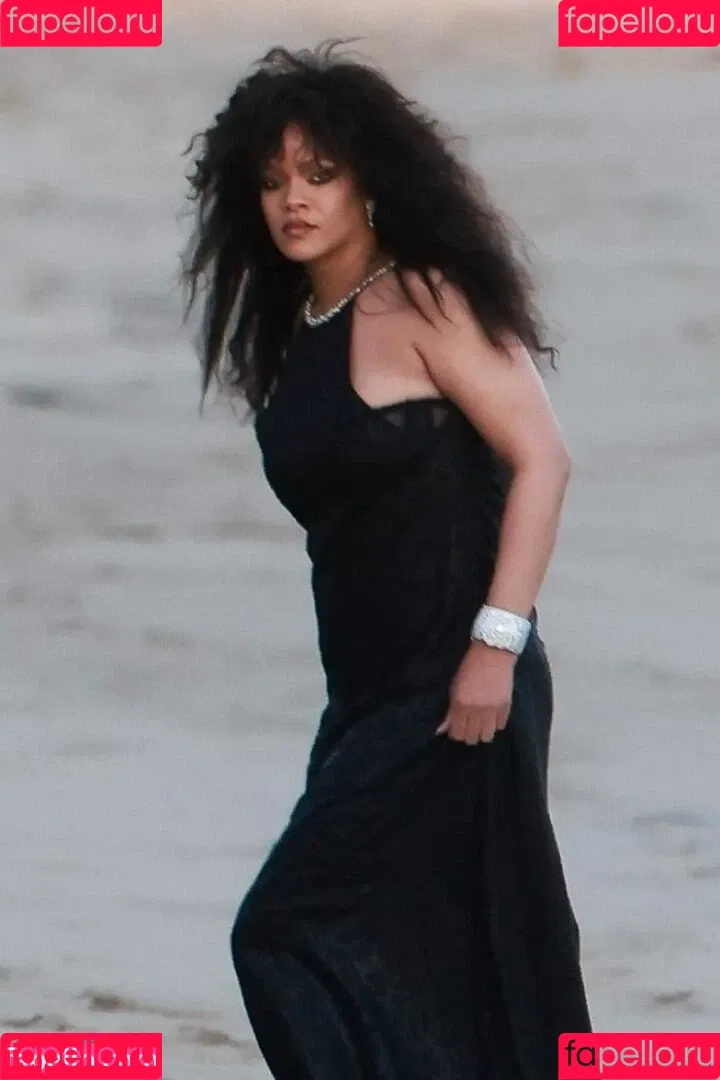 Rihanna / badgalriri Onlyfans Photo Gallery 