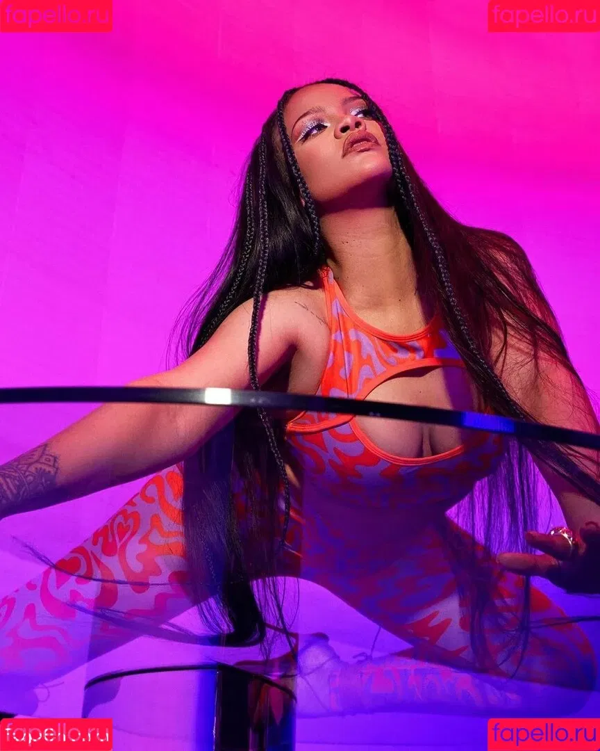 Rihanna / badgalriri Onlyfans Photo Gallery 