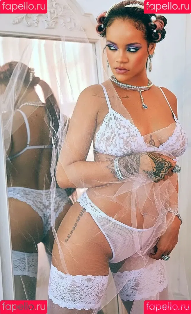Rihanna / badgalriri Onlyfans Photo Gallery 