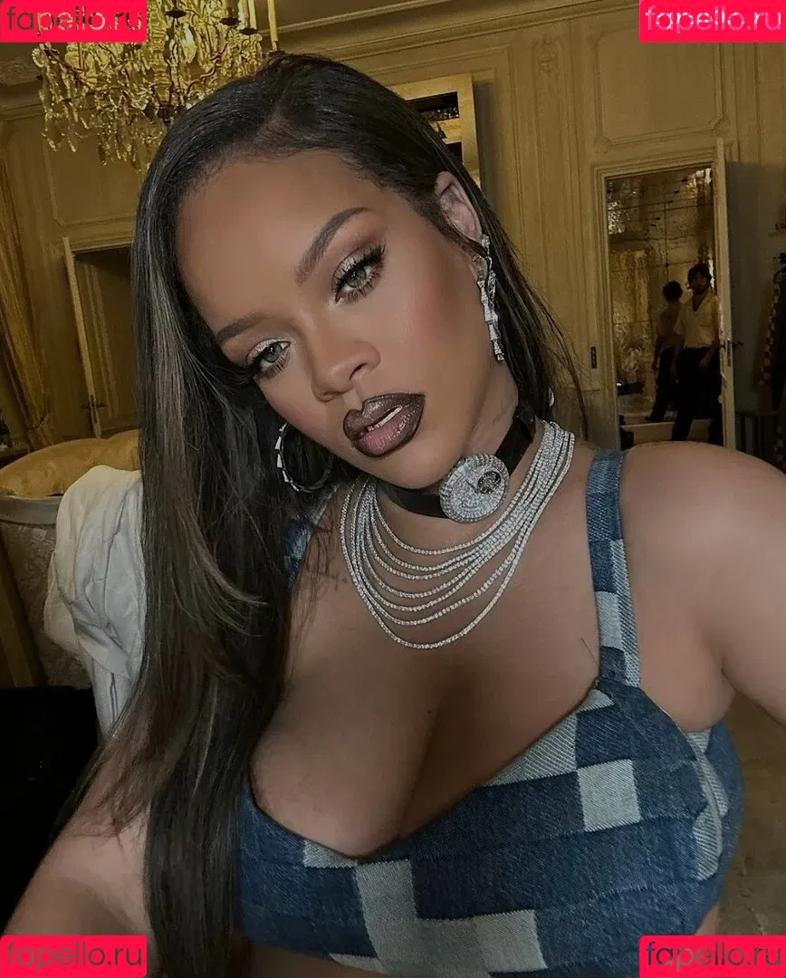 Rihanna / badgalriri Onlyfans Photo Gallery 