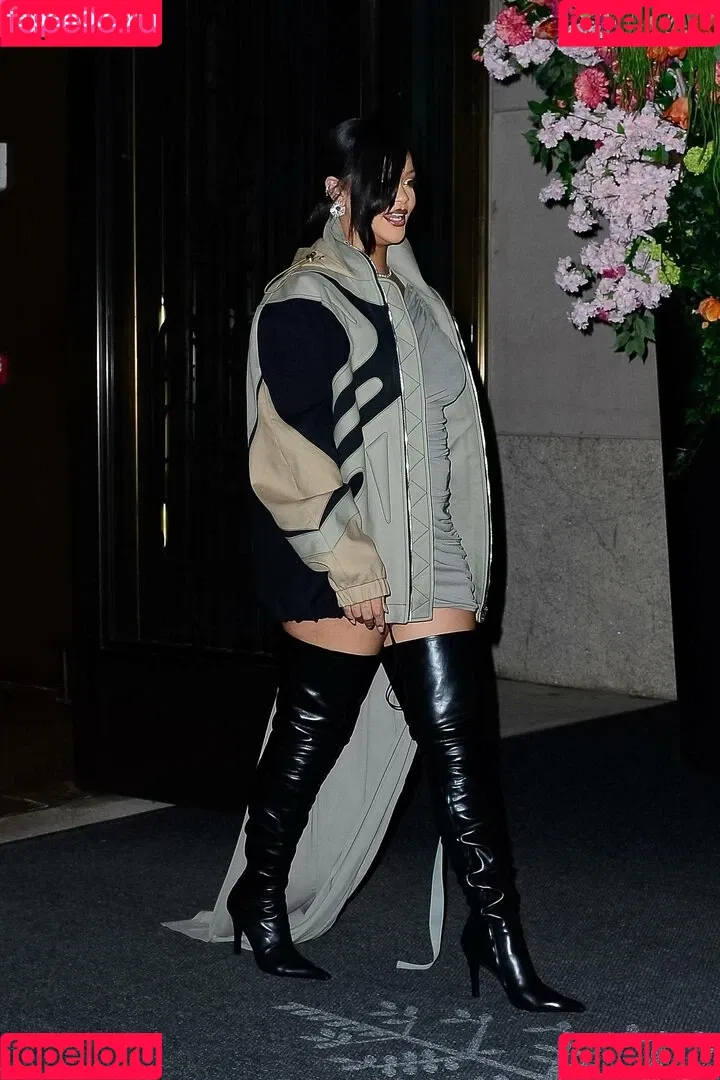 Rihanna / badgalriri Onlyfans Photo Gallery 