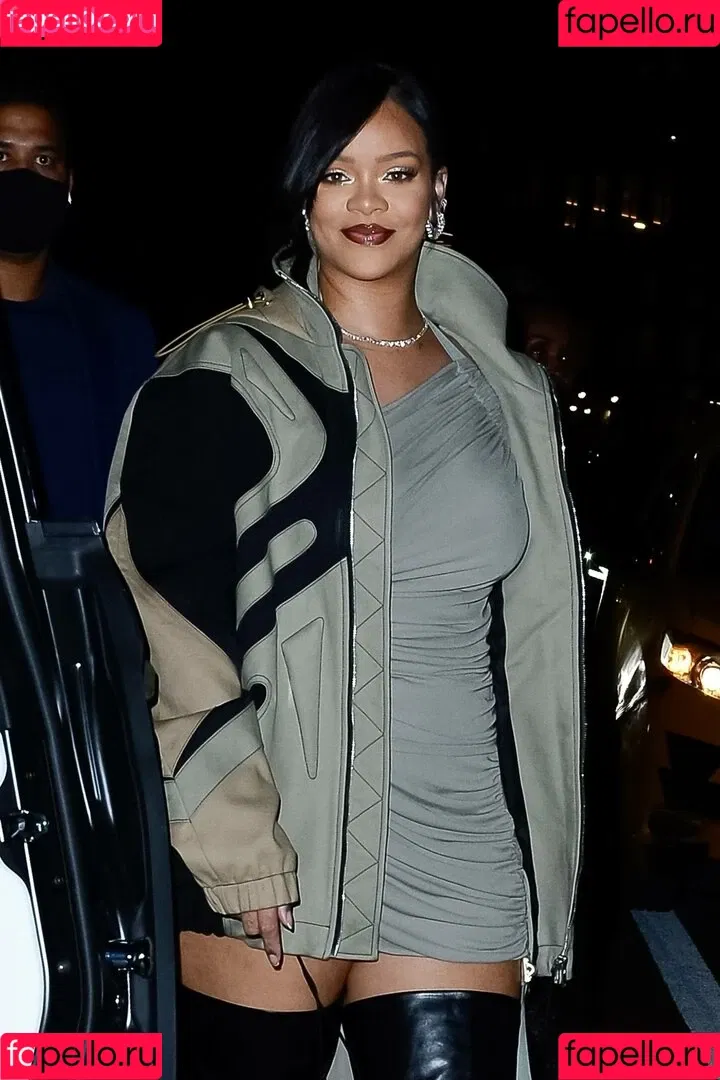 Rihanna / badgalriri Onlyfans Photo Gallery 