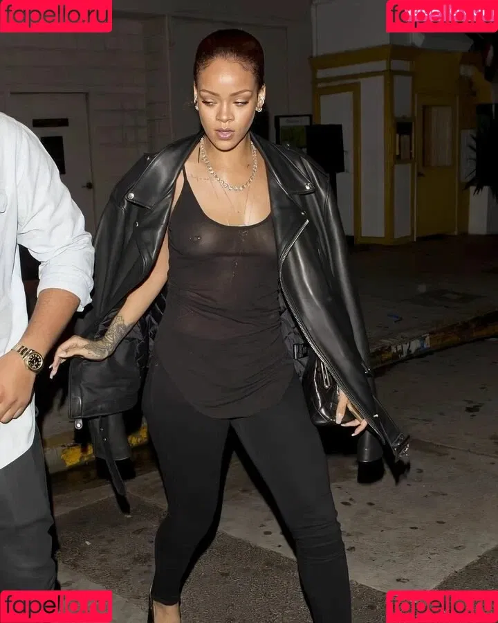Rihanna / badgalriri Onlyfans Photo Gallery 