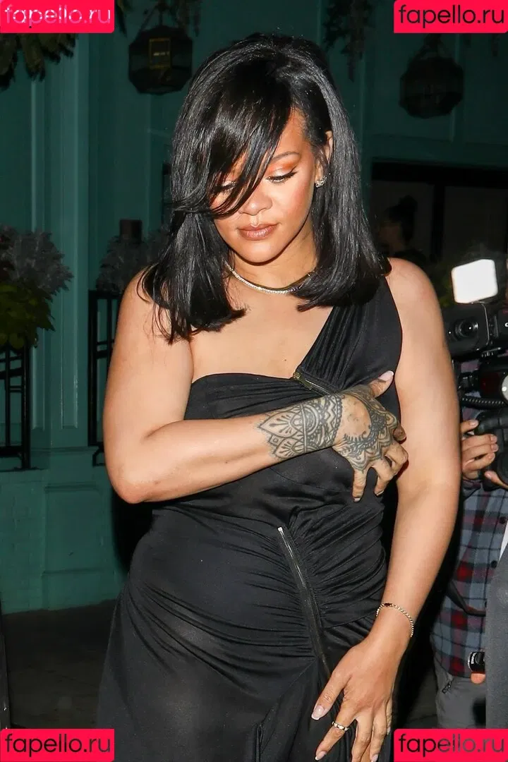 Rihanna / badgalriri Onlyfans Photo Gallery 