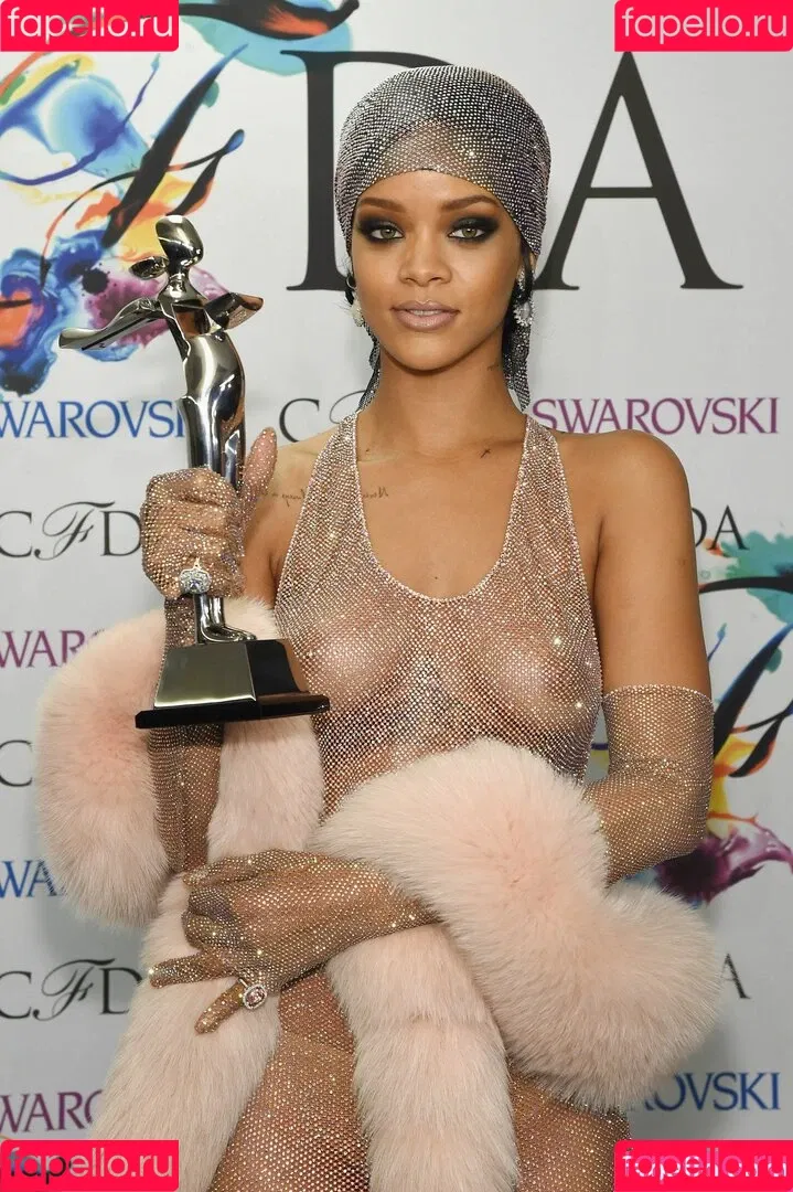 Rihanna / badgalriri Onlyfans Photo Gallery 