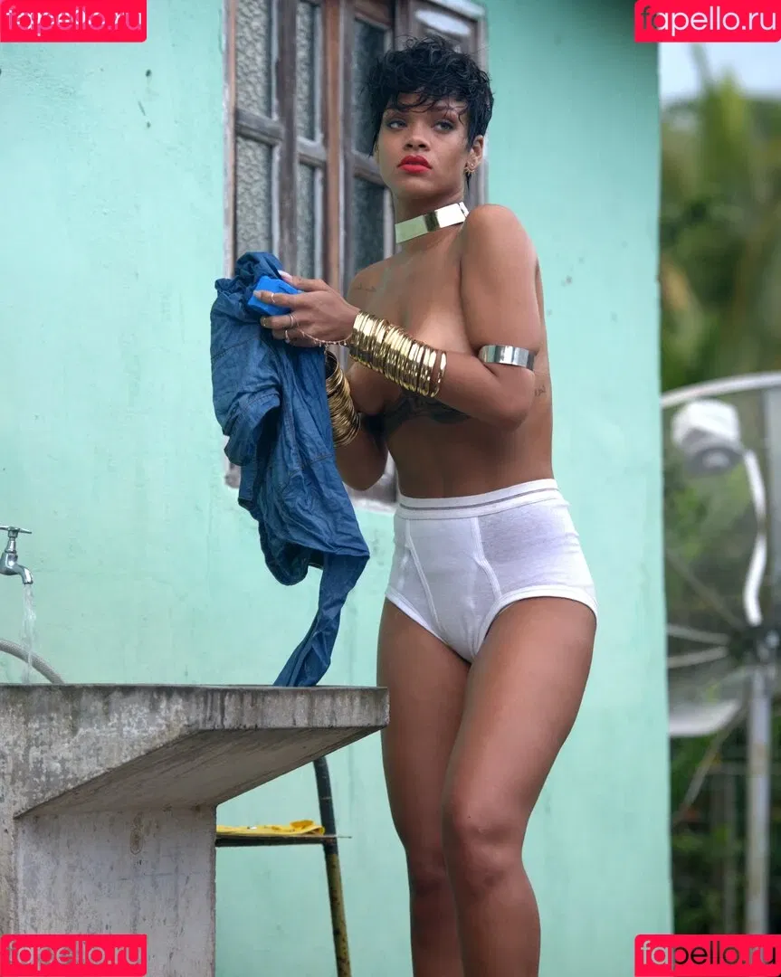 Rihanna / badgalriri Onlyfans Photo Gallery 