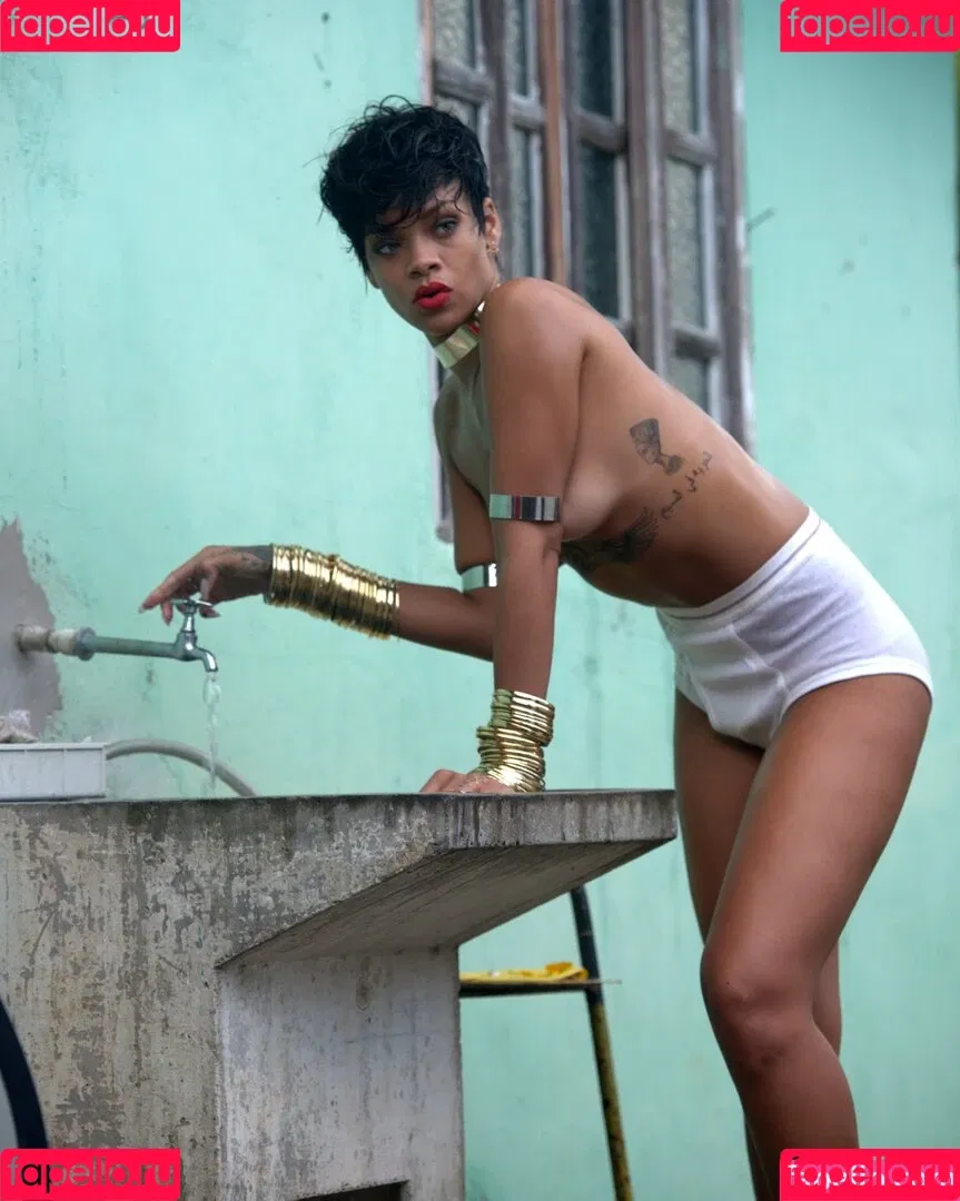 Rihanna / badgalriri Onlyfans Photo Gallery 