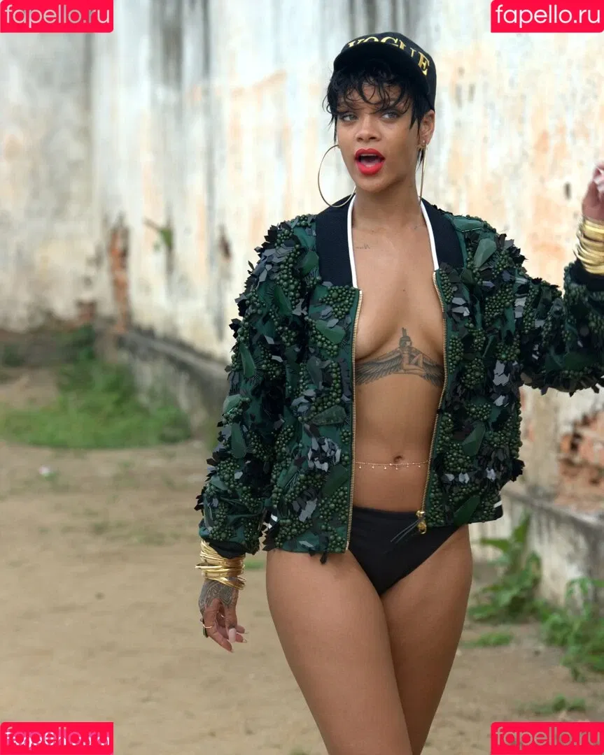 Rihanna / badgalriri Onlyfans Photo Gallery 