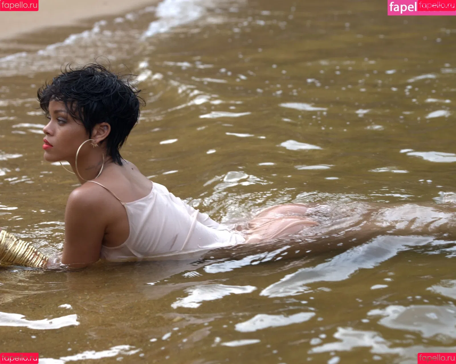 Rihanna / badgalriri Onlyfans Photo Gallery 
